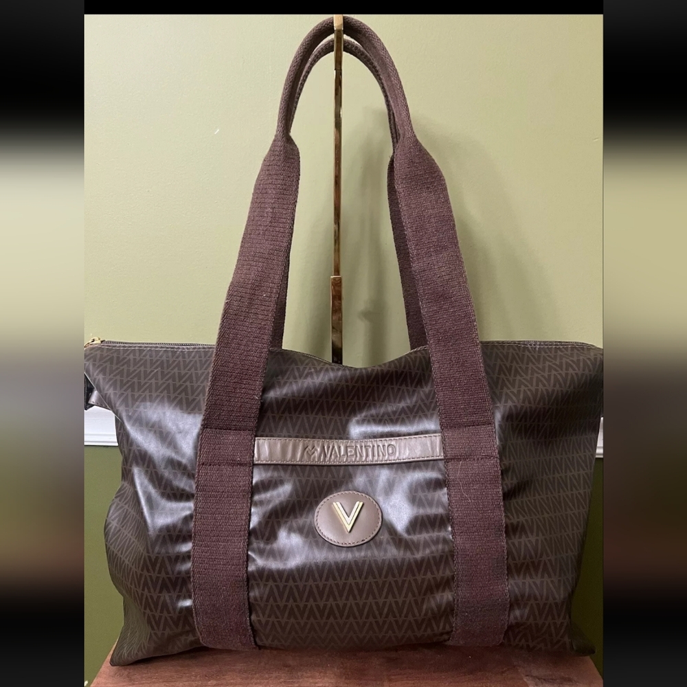 VALENTINO  Tote Bag: Where LUXURY AND PRACTICAL MEET